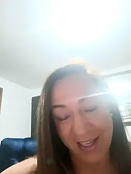 weet Evans    online show from September 18, 2025, 11:19 pm