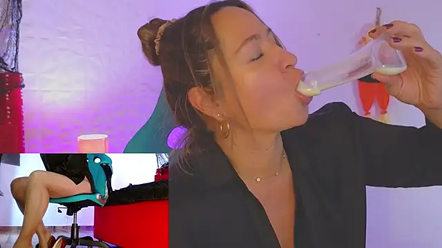 weet Evans    online show from October 31, 2025, 11:07 am