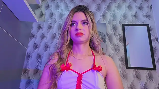  Gabytaylor online show from September 18, 2025, 11:35 am