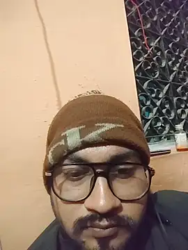 Snapshot of mpaale11 chatting on February 5, 2026, 4:14 pm mpaale11 online show from February 5, 2026, 4:14 pm