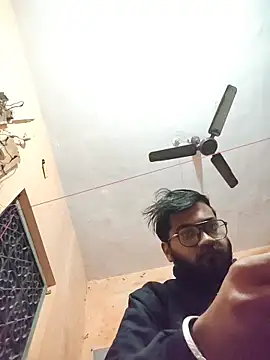 mpaale11 online show from December 16, 2025, 1:37 pm