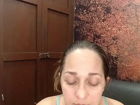 xxx luluu online show from September 17, 2025, 1:13 pm