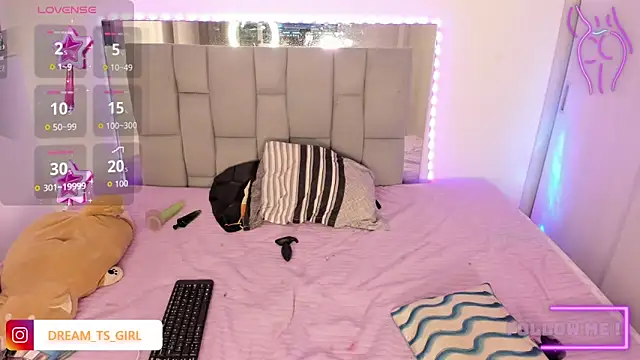 Snapshot of Sophie_whitexxx chatting on September 12, 2025, 9:09 am Sophie whitexxx online show from September 12, 2025, 9:09 am