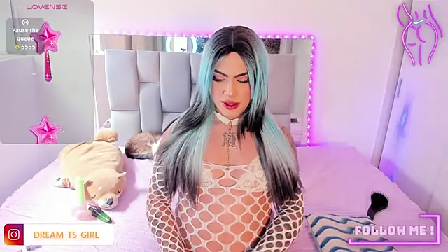 Snapshot of Sophie_whitexxx chatting on September 10, 2025, 5:23 pm Sophie whitexxx online show from September 10, 2025, 5:23 pm