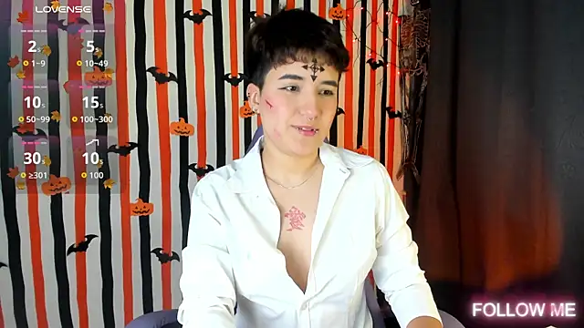 emma cute7 online show from October 19, 2025, 2:47 am