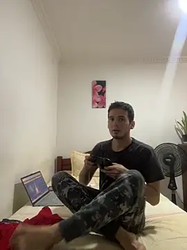 Thiagobb7 online show from September 30, 2025, 10:05 pm