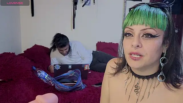 freyaa sorcerees online show from November 24, 2025, 7:58 pm