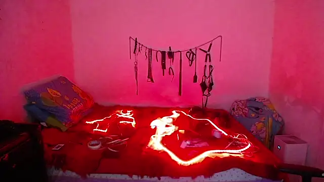 freyaa sorcerees online show from March 17, 2025, 5:45 am