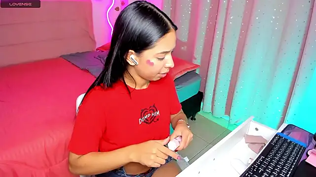 Vickysth online show from March 9, 2026, 11:30 pm