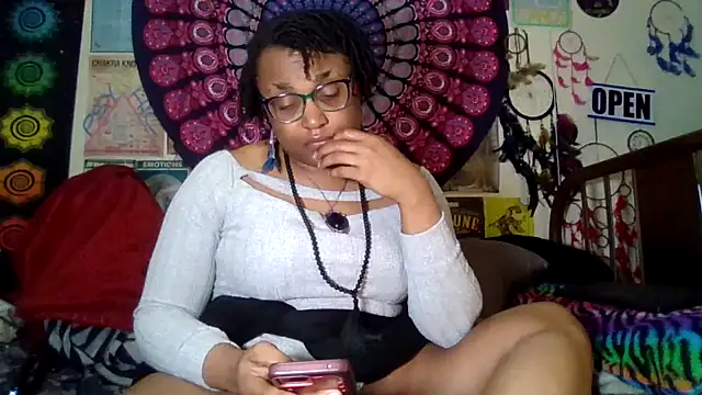 Snapshot of GardeniaFields chatting on August 2, 2026, 8:34 am GardeniaFields online show from August 2, 2026, 8:34 am