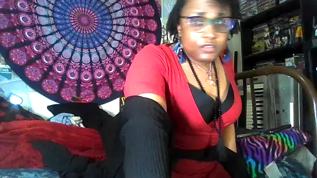 Snapshot of GardeniaFields chatting on July 18, 2026, 8:56 am GardeniaFields online show from July 18, 2026, 8:56 am