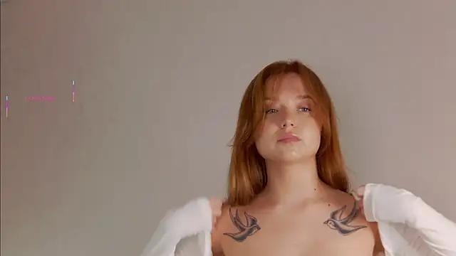 NikaDines online show from October 31, 2025, 1:57 am