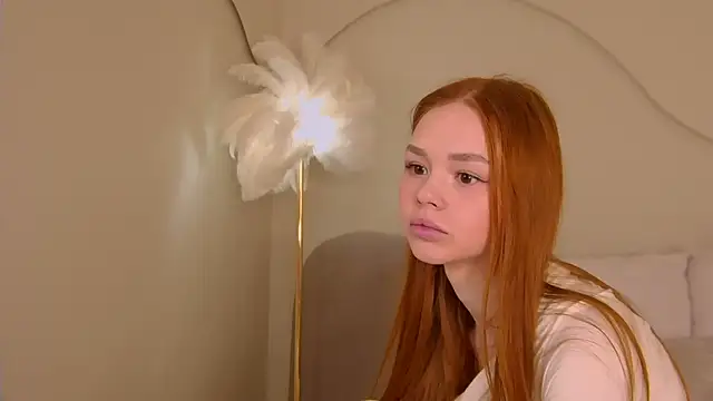 MiraBliss online show from October 10, 2025, 7:58 pm