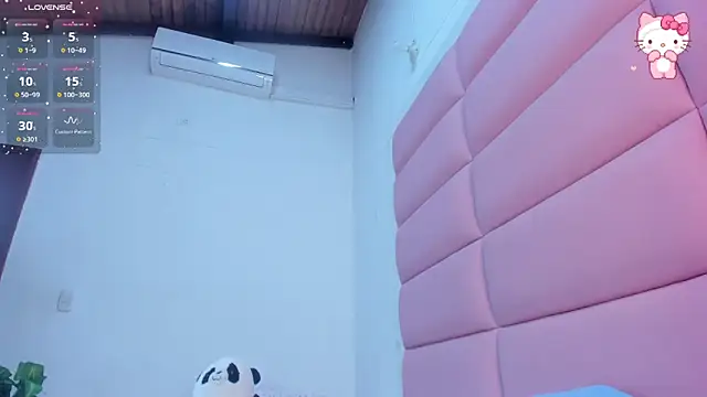 viioletta 18 online show from September 19, 2025, 12:31 pm