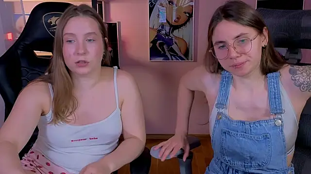 Snapshot of saint_trisha chatting on February 27, 2026, 8:19 pm saint trisha online show from February 27, 2026, 8:19 pm