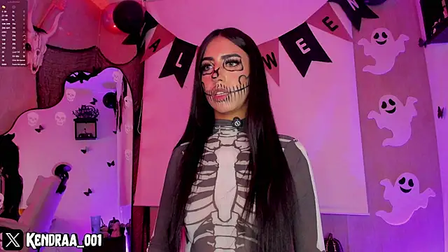 Kendramillerr 1 online show from October 20, 2025, 3:08 am