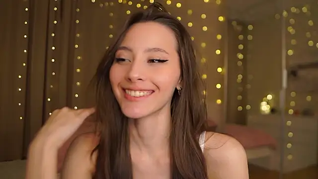 EditaBails online show from January 14, 2026, 7:06 pm