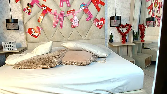 AmbarRaj online show from September 13, 2025, 7:47 pm