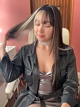 VictoriaGerard Pink online show from October 6, 2025, 9:04 pm