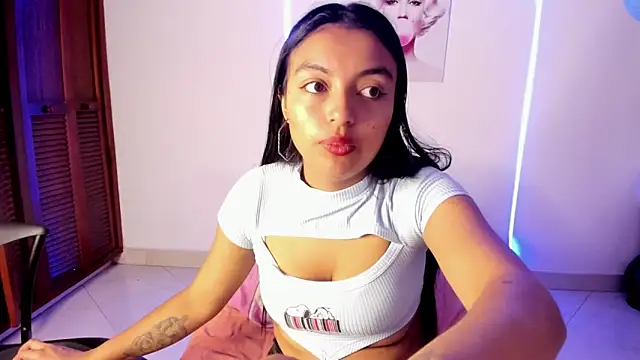 sweet cinamon online show from October 5, 2025, 1:35 pm