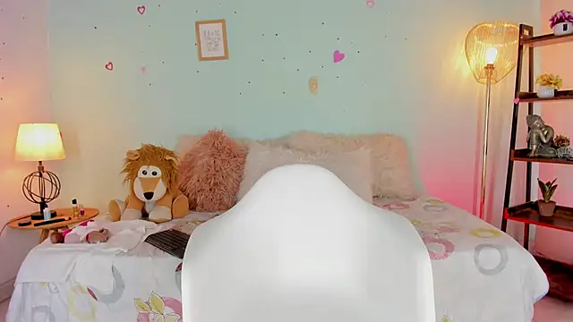 pretty blonde69 online show from March 11, 2025, 4:51 pm