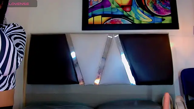 alexsandra kiss online show from September 26, 2025, 11:17 am