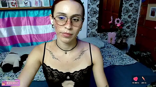 Malud09 online show from March 18, 2025, 3:22 pm