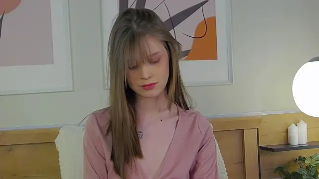 BellaSecrett online show from March 11, 2025, 9:48 pm