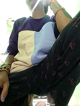 Hotty-Nidhi online show from October 31, 2025, 4:53 am