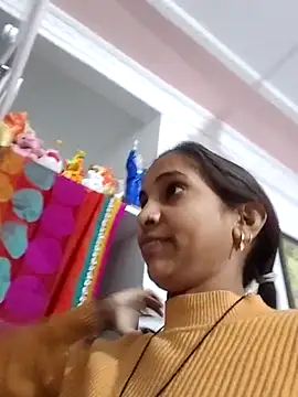 Snapshot of Hotty-Nidhi chatting on February 3, 2026, 6:22 am Hotty-Nidhi online show from February 3, 2026, 6:22 am