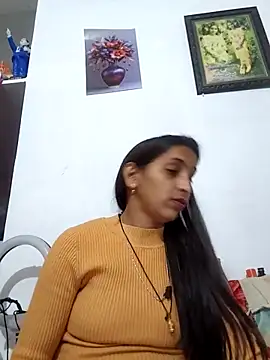 Snapshot of Hotty-Nidhi chatting on February 2, 2026, 5:01 pm Hotty-Nidhi online show from February 2, 2026, 5:01 pm