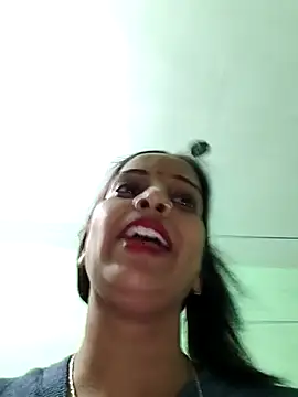 Snapshot of Hotty-Nidhi chatting on February 18, 2026, 3:19 pm Hotty-Nidhi online show from February 18, 2026, 3:19 pm