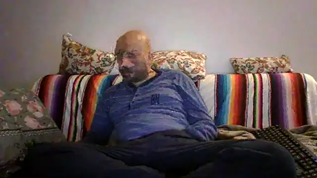 maxxxio12 online show from March 27, 2026, 7:59 pm