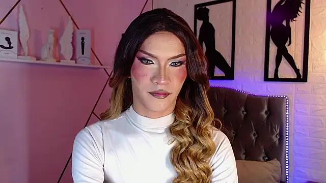 agatha rodriguez online show from February 20, 2026, 1:24 pm