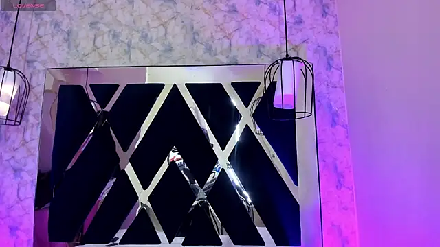 adara evanss online show from November 10, 2025, 8:14 pm