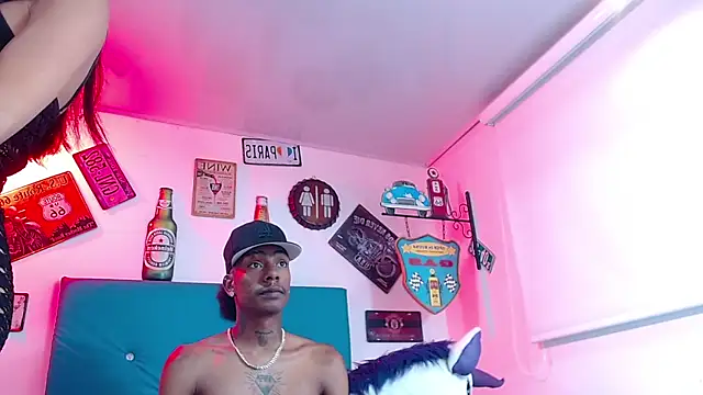 lili roussi online show from December 18, 2025, 9:40 pm