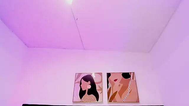 Snapshot of dullce77 chatting on July 18, 2026, 7:00 pm dullce77 online show from July 18, 2026, 7:00 pm