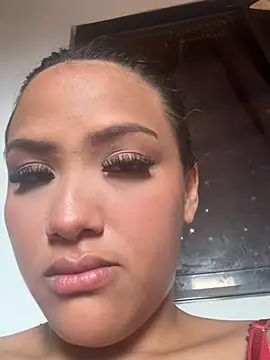 iamsara 21 online show from March 19, 2026, 2:28 pm