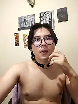 Dante Gothic online show from March 17, 2025, 5:23 am