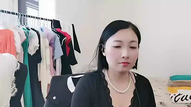 Rachel-6600 online show from November 26, 2025, 3:17 am