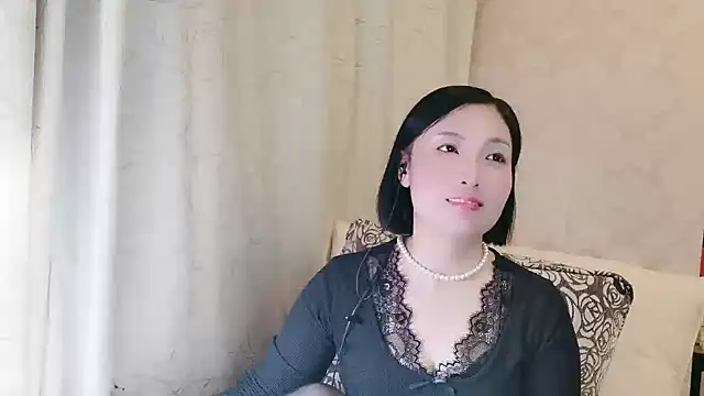 Rachel-6600 online show from November 12, 2025, 4:00 pm