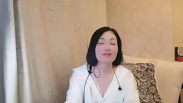 Rachel-6600 online show from March 4, 2026, 3:31 pm