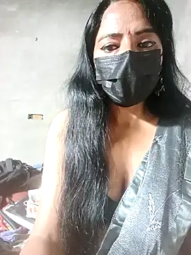 Snapshot of Shakira-Devi chatting on November 16, 2025, 11:26 am Shakira-Devi online show from November 16, 2025, 11:26 am