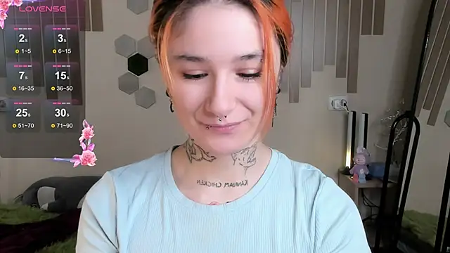 Angel Monica online show from September 26, 2025, 2:07 am