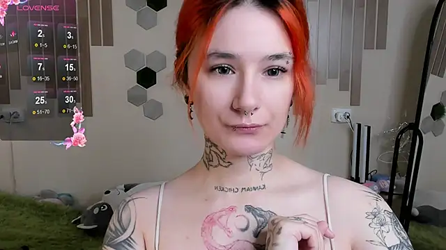 Angel Monica online show from October 2, 2025, 1:31 am