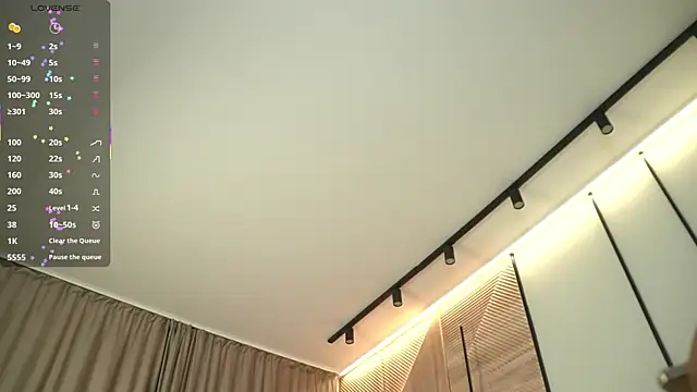 Snapshot of Sweet_Jealousy chatting on December 18, 2025, 10:30 am Sweet Jealousy online show from December 18, 2025, 10:30 am