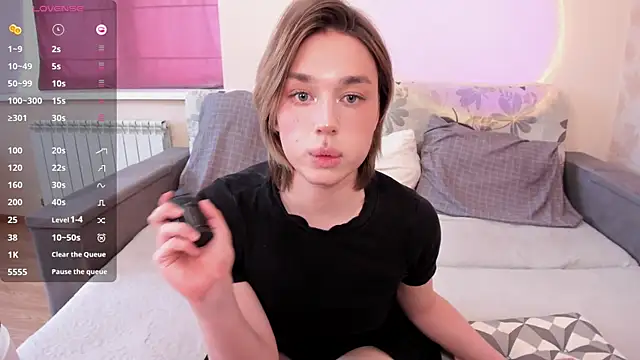 Hentailove20 online show from September 19, 2025, 12:20 pm