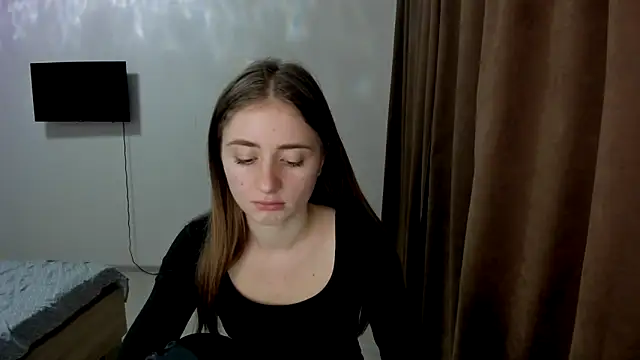 Snapshot of LilyHaart chatting on November 13, 2025, 7:18 pm LilyHaart online show from November 13, 2025, 7:18 pm