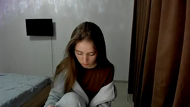 Snapshot of LilyHaart chatting on November 12, 2025, 5:28 pm LilyHaart online show from November 12, 2025, 5:28 pm