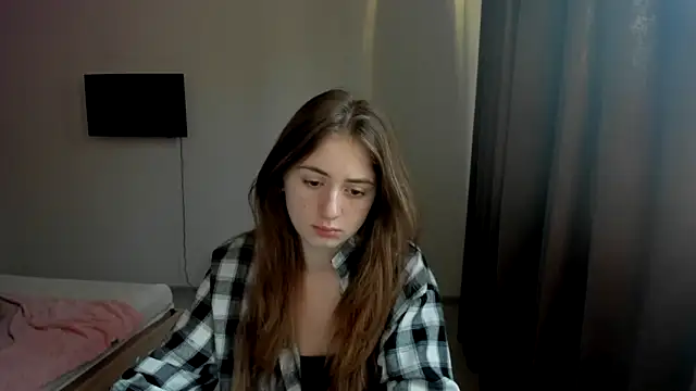 Snapshot of LilyHaart chatting on October 31, 2025, 5:15 am LilyHaart online show from October 31, 2025, 5:15 am